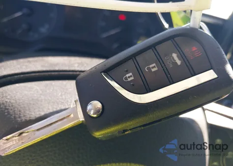 2024 Toyota Corolla Le z USA, uszkodzony, nr VIN 5YFB4MDE2RP157588